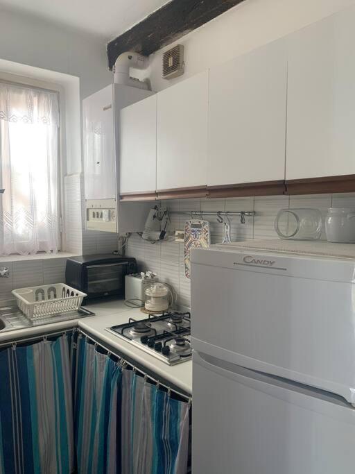 보나솔라 Cozy Beach House With Nice Garden, Basic Feel 아파트 외부 사진