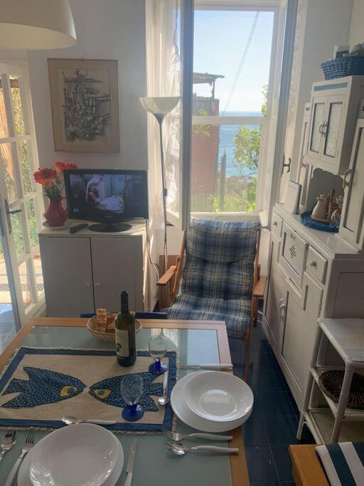 보나솔라 Cozy Beach House With Nice Garden, Basic Feel 아파트 외부 사진